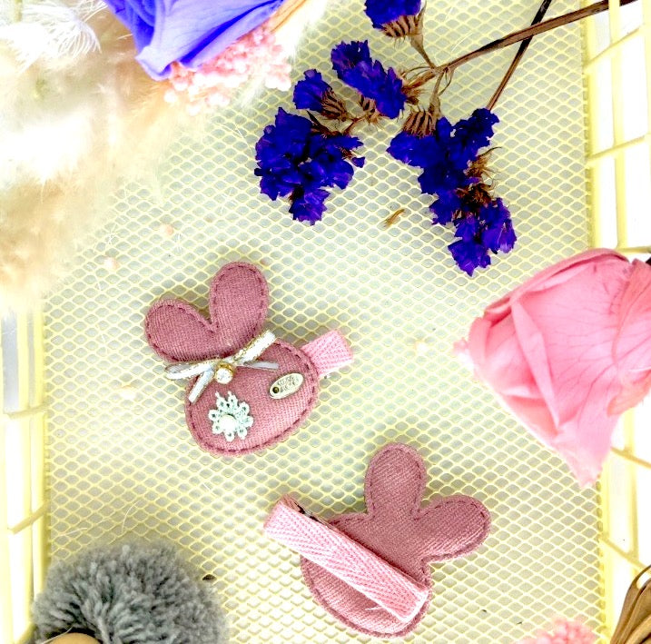 Clean Beauty Society - Anya Hair Plush Clip (6572750864418)
