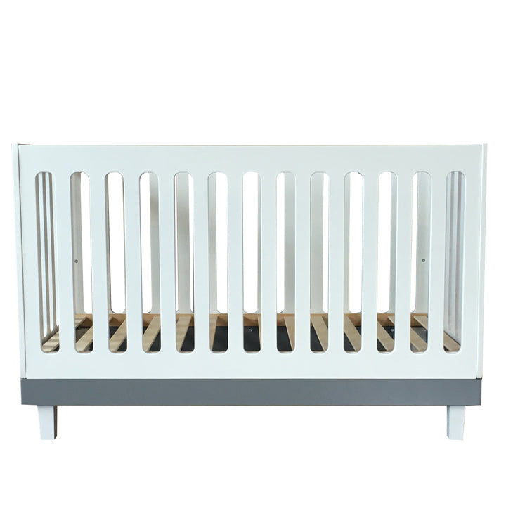 Cuddlebug - Madison 3 in 1 Convertible Crib (4550045630498)