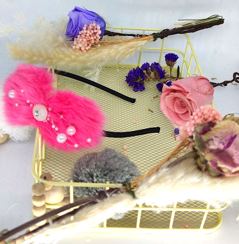 Clean Beauty Society - Nicole Feather Hair Band (6572751093794)