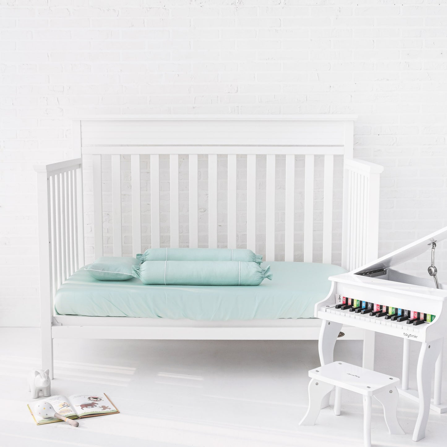 Ava & Ava - 100% Organic Bamboo Lyocell Fitted Crib Sheet (6938984120354)