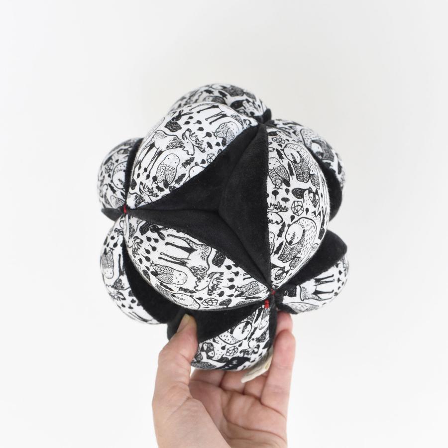 Mommykins PH - Wee Gallery Clutch Ball (4853332443170)