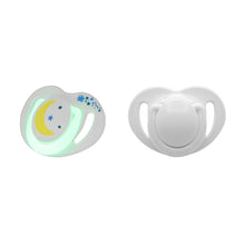 Load image into Gallery viewer, Mamajoo - Silicone Orthodontic Soother &amp; Storage Box (4544959152162)
