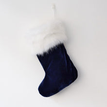 Load image into Gallery viewer, Fun Nest - Christmas Stockings (4843201069090)
