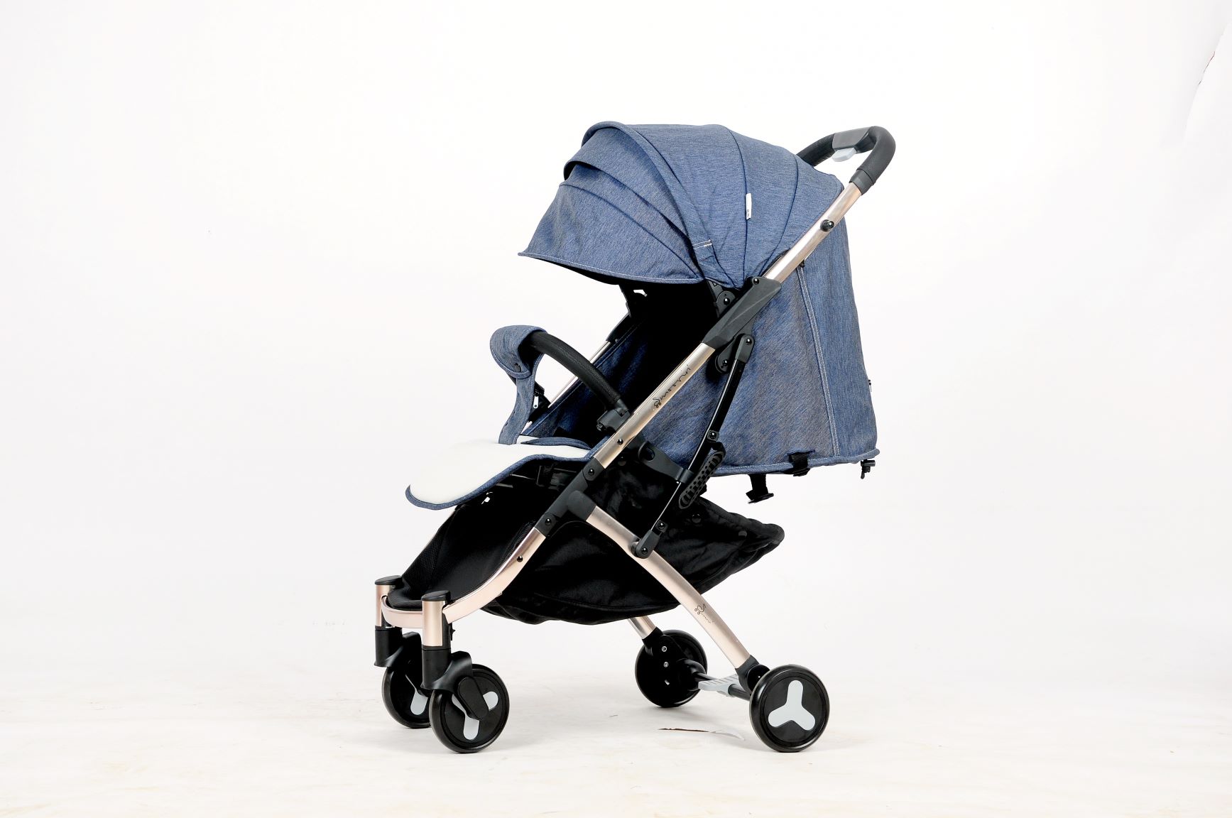 Bunny Bubbles Baby Smoovin' Compact Travel Strollers