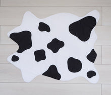 Load image into Gallery viewer, Fun Nest - Linen Cow Mat (6552223744034)
