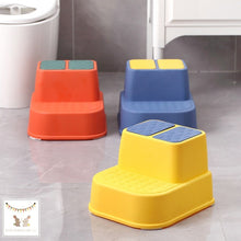 Load image into Gallery viewer, Bunny Bubbles Baby Co. - Toddler Step Stool (4563620986914)
